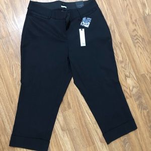 Lane Bryant “The Lena” Black Capri size 16